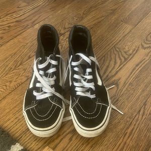 Unisex black and white high top vans